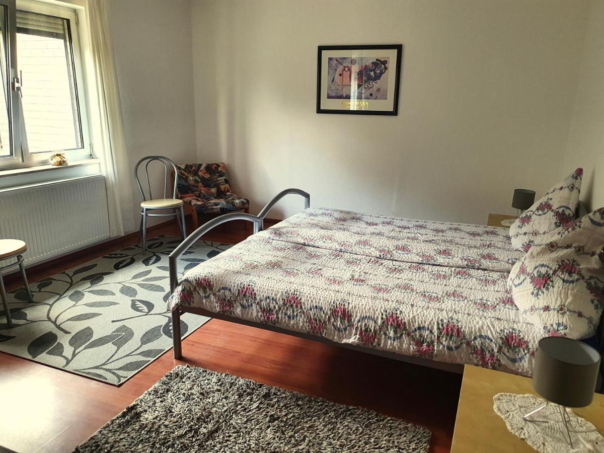 Ferienwohnung Am Rauenhuebel Völklingen Extérieur photo